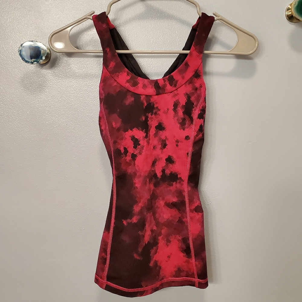 Lululemon Tank Size 2